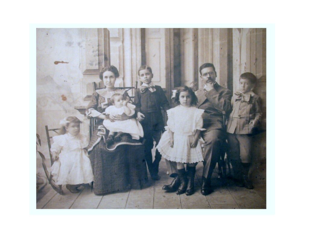 Familia de Mariano Azuela