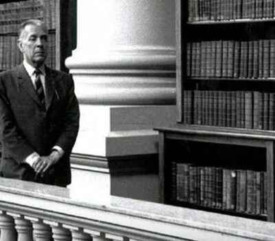 Libros que debes leer según Borges